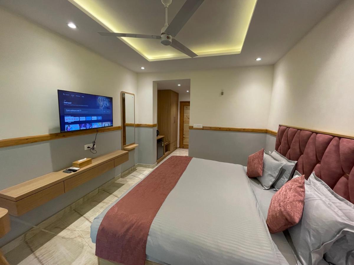 Bed and Breakfast The Cocoon Dehradun Exterior foto