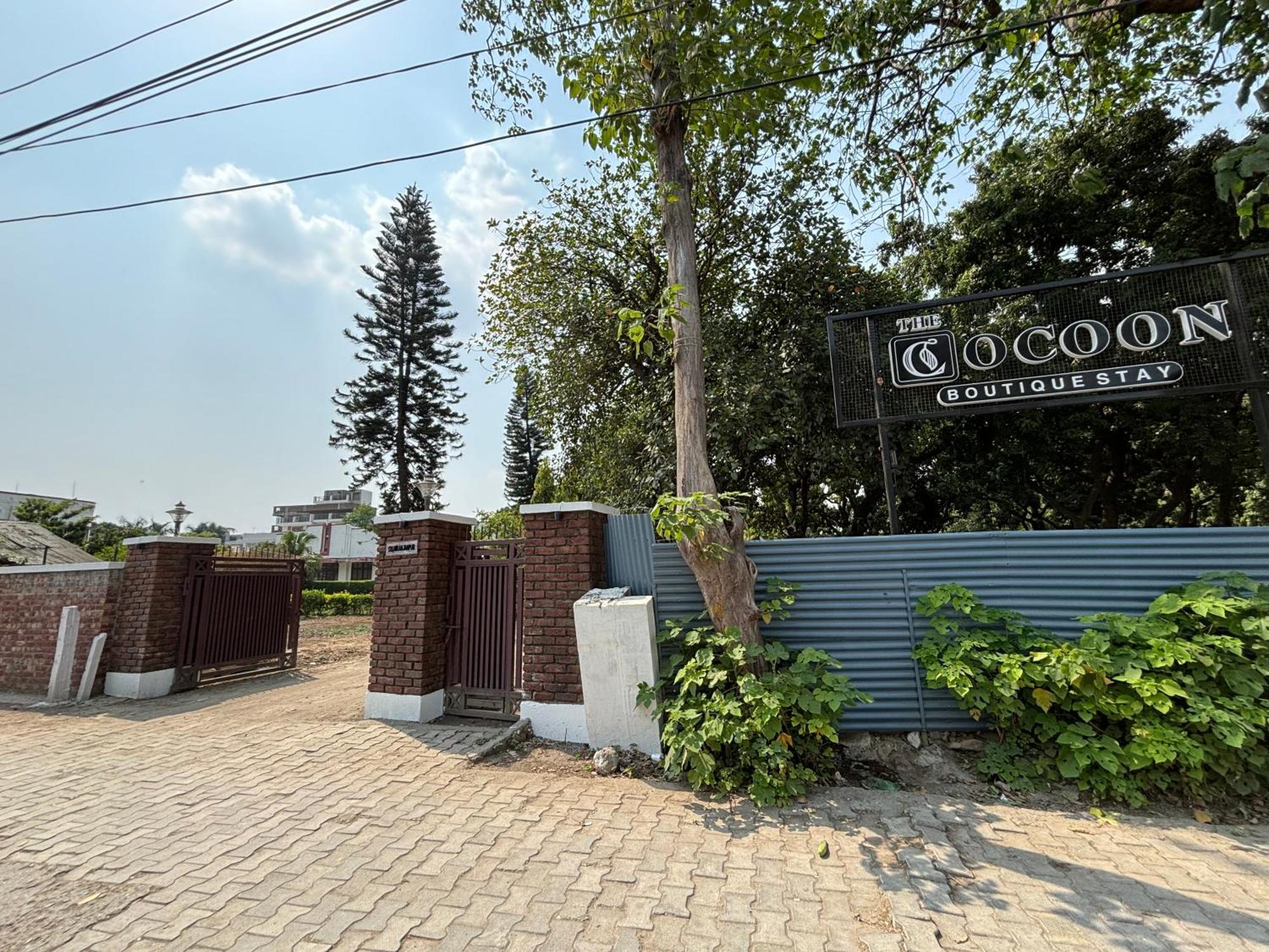 Bed and Breakfast The Cocoon Dehradun Exterior foto