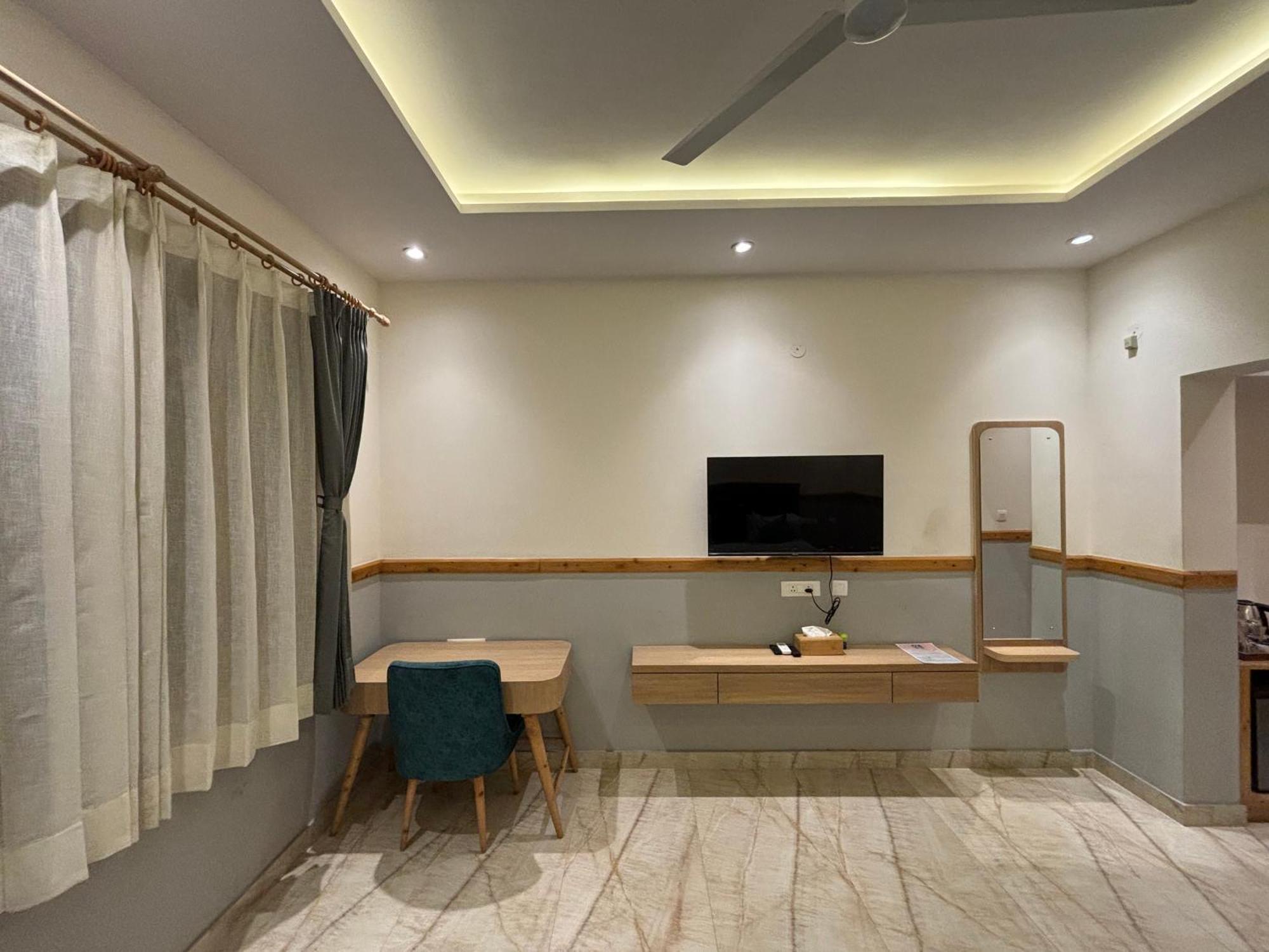 Bed and Breakfast The Cocoon Dehradun Exterior foto