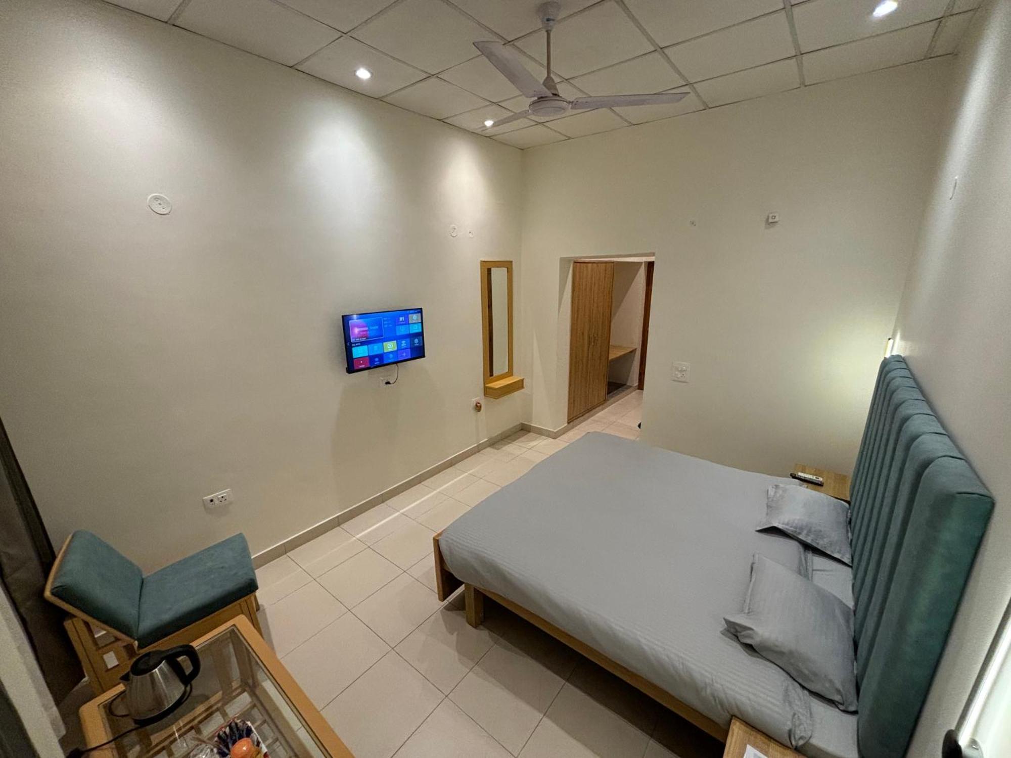 Bed and Breakfast The Cocoon Dehradun Exterior foto